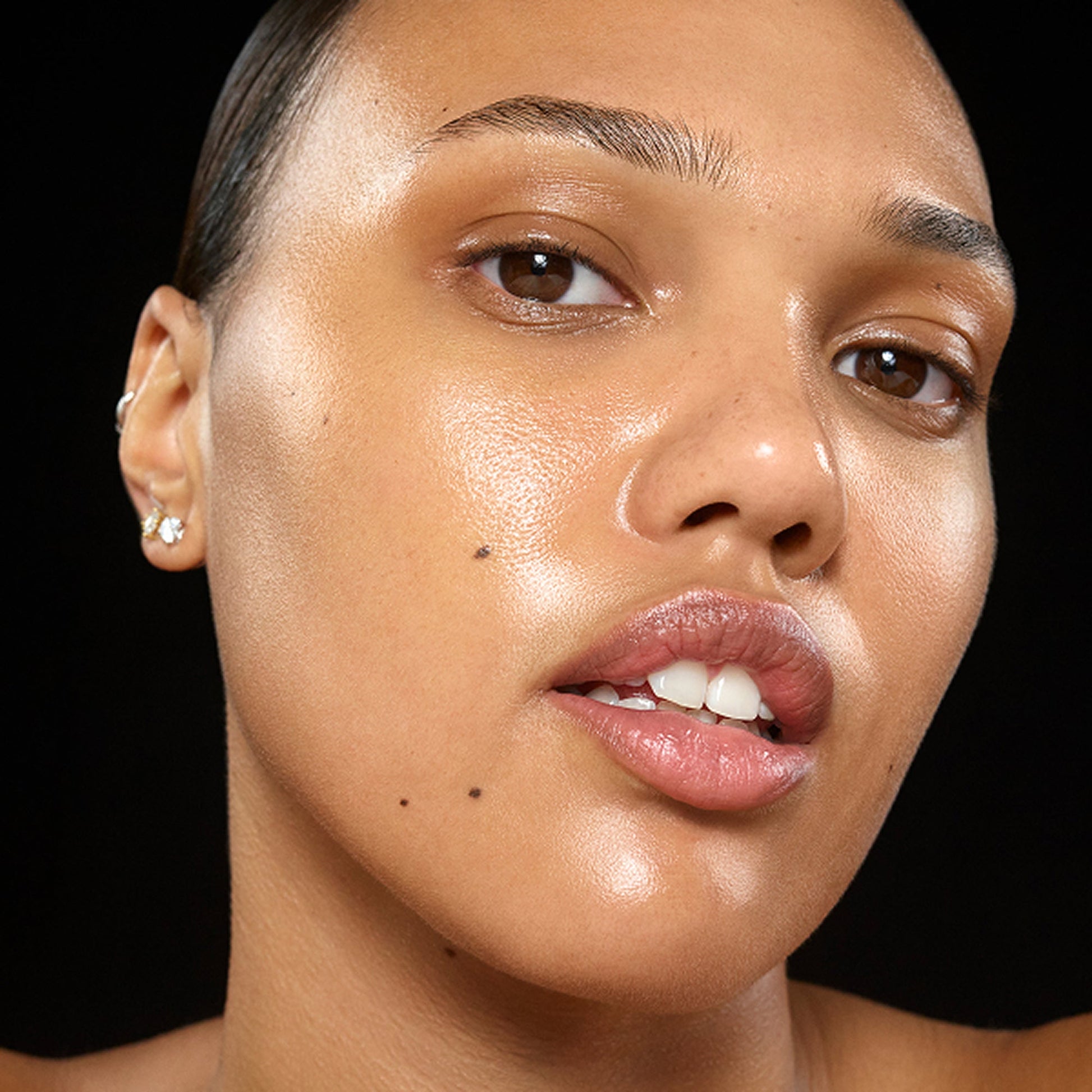 the-bestselling-intro-to-great-skin-t4 InsiderKit_UK_Model2_2000x2000_d49c66d7-afe9-44f8-93cf-038360f6f620.jpg