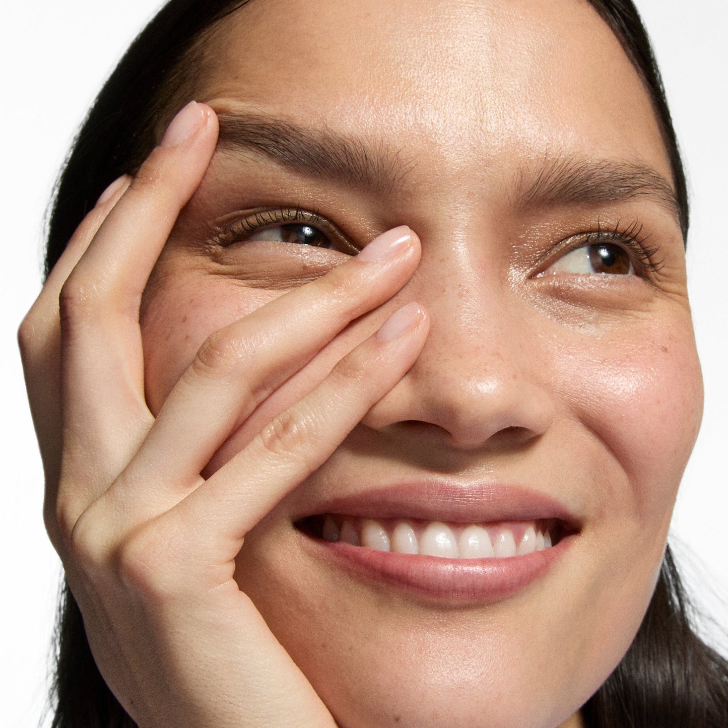 hydro-surge-dewy-face-mist-x7 Omega50_Model_2000x2000-1_3445dd8f-e76c-42a0-b3ad-1d9a4cba4df0.jpg